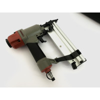 Гвоздезабивной пневматический пистолет CROWN CT38107 BMC