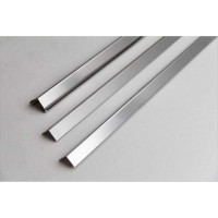 Угловой профиль ЛУКА из нержавеющей стали 20х20 мм, 2.7 м, полированный УТ000043058