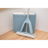 Набор для уборки YORK Изи губчатая швабра и ведро с отжимом, 2 запаски 072060