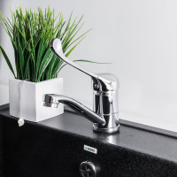 Хирургический смеситель для раковины Ekko с гайкой E45054