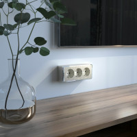 Тройная розетка WERKEL W5073110 с заземлением и шторками Gallant (шампань рифленый) a052594