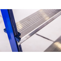 Стремянка STAIRS стальная с алюминиевыми ступенями ЛАЙТ 05 ступеней CST05