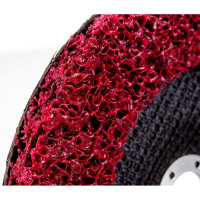 Диск зачистной Clean Strip Red 178х22 мм с фибровой оправкой BlackFox 12585