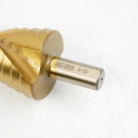 Сверло ступенчатое спиральное по металлу (4-32 мм; 15 ступеней; TiN) SKRAB 30187