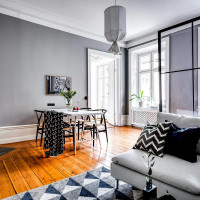 1-местная розетка STEKKER с крышкой с защитными шторками, механизм с заземлением, Катрин, GLS16-7112-05, черный 39608