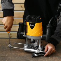 Фрезер DEKO DKR1900 063-4222