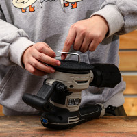 Эксцентриковая сетевая шлифмашина DEKO DKG550 063-4264