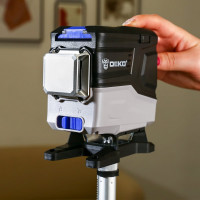 Лазерный самовыравнивающийся профессиональный уровень в кейсе DEKO LL12-HVR SET 2 PREMIUM со штативом 1 м (12 линий) 065-0105-1