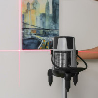 Лазерный самовыравнивающийся уровень DEKO в кейсе DKLL02RB PRO SET 2 PREMIUM со штативом 1 м (2 линии, красный луч) 065-0102-1