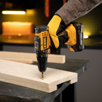 Аккумуляторная дрель-шуруповерт Denzel CDL-18-02BM 26116