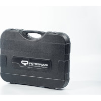 Аккумуляторный шприц с гибким шлангом и 4-х лепестковым наконечником Petropump PP100310