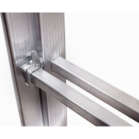 Алюминиевая 3-секционная лестница UFUK 3х6 ступеней 411306