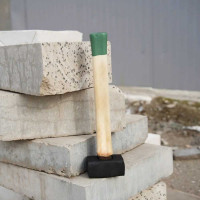 Кованая кувалда 2 кг в сборе С1002/2