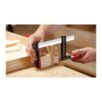 Струбцина BESSEY из ковкого чугуна 1500/120, усилие 5.5 кН, с деревянной рукояткой BE-DUO65-8