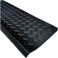 Накладка на ступеньку Бацькина баня зернистый рисунок, резиновая 100%, 250x750x25x3 мм 92250