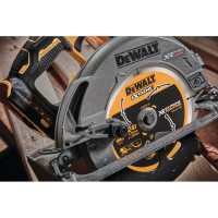 Дисковая пила Dewalt 18 В XR FLEXVOLT ADVANTAGE DCS573NT-XJ