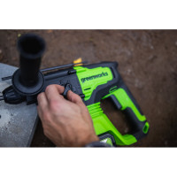 Аккумуляторный бесщеточный перфоратор GreenWorks GD24SDS2K4, 2 ДЖ, 24V, c 1хАКБ 4 Ач и ЗУ в сумке 3803007UB