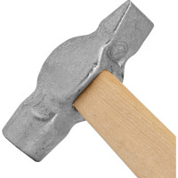 Слесарный молоток Без бренда 600 г,круглый боек,деревянная ручка 10241