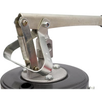 Нагнетатель масла с ручным приводом KraftWell 5 л KRW1795