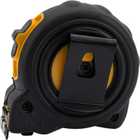 Рулетка Stayer BlackMax 3м / 16мм в ударостойком полностью обрезиненном корпусе и двумя фиксаторами 3410-03_z02