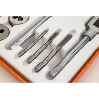 Набор метчиков и плашек BOHRER метрические, М3x0,5 М4x0,7 М5x0,8 М6x1,0 М8x1,25 М10x1,5, вороток, 14 предметов 31850140