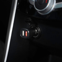 Автомобильный адаптер AIRLINE 2хUSB, QC 3.0 + 2.1 А, 12/24 В AEAK015