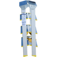 Алюминиевая двухсторонняя стремянка Алюмет с анодированным покрытием 2х4 ступеней. Серия APD 9204