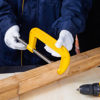 Струбцина DELI DL-G206 высота зажима 150мм, глубина зажима 95мм 104573