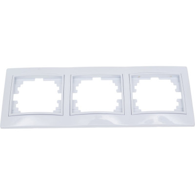 3-х местная горизонтальная рамка TANGO белый скрытой проводки 1008850