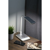 Настольный светодиодный светильник ЭРА NLED-499-10W-W с основанием, белый Б0052776