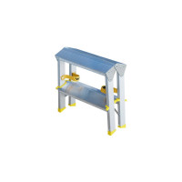 Алюминиевая двухсторонняя стремянка Алюмет с анодированным покрытием 2х2 ступеней. Серия APD 9202