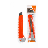 Нож Novocraft АКУЛА-light PE корпус, 18 мм JSHL18112