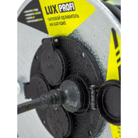 Силовой удлинитель на металлической катушке LUX PROFI К4-Е-40 (74140) КГ 3x1.5 40м 16А 4 розетки с заземлением IP44 4606400430124