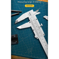 Штангенциркуль DELI 150мм DL92150 (Диапазон 0-150 мм, шаг 0,02мм, погрешность 0.08мм, углеродистая сталь, метрическая шкала, измеряет внутренний и внешний диаметры, глубину, шаг) 98297