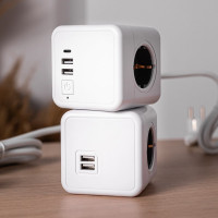 Удлинитель ROCKETSOCKET Cube Extended 4 Euro 16A, 3 USB 2A+C с блоком 5В/3.0А, кабель 1,5 м  цвет серый GNS1405
