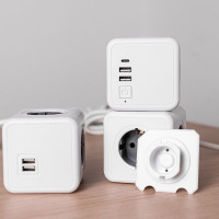 Удлинитель ROCKETSOCKET Cube Extended 4 Euro 16A, 3 USB 2A+C с блоком 5В/3.0А, кабель 1,5 м  цвет серый GNS1405