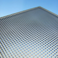 Монолитный поликарбонат prism 2 мм, 1025x750 мм, прозрачный 2uv Novattro 4604638005541