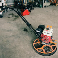 Бензиновая затирочная машина Grost ZM-600 101376