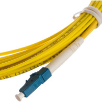 Переходной волоконно-оптический шнур NIKOMAX желтый, 10м NMF-PC1S2C2-FCU-LCU-010