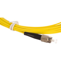 Переходной волоконно-оптический шнур NIKOMAX желтый, 10м NMF-PC1S2C2-FCU-LCU-010