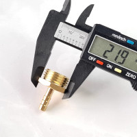 Наконечник латунный наружная резьба 1/2 х елочка 6 мм + хомут Профитт 4823433