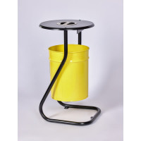 Урна уличная металлическая ПРОФМЕТСТИЛЬ желтая с пепельницей с креплением в асфальт 654