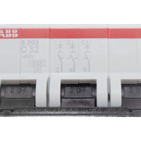 Автоматический модульный выключатель ABB 3п C S203 6кА 32А 2CDS253001R0324