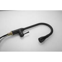 Смеситель для кухни SHEVANIK с выдвижной лейкой душем, черный S163H