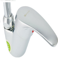 Одноручный смеситель для мойки Juguni с гибким изливом 0402.982