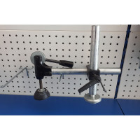 Универсальный эксцентриковый прижим для форматно-раскроечного станка Deltatools M060 06-0589