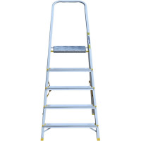 Алюминиевая стремянка Алюмет с анодированным покрытием профессиональная 5 ступеней. Серия APA 7005