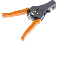 Съемник изоляции TDM ELECTRIC МастерЭлектрик СИ-6 сечение зачищаемого провода 0,5-6 мм2 SQ1003-0101