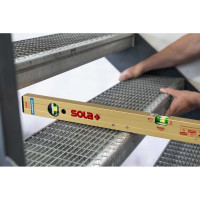 Магнитный уровень SOLA AZM 40 NEW, L=40 см, 2 глазка 01820501