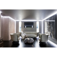 Светодиодная лента Wolta от напряжения 12В, SMD2835 24Вт, 4000К Дневной белый свет, защита IP20, 240 светодиодов на метр, ширина 10 мм, длина 5 метров, артикул WLS2835-24W/4000/12H240-01